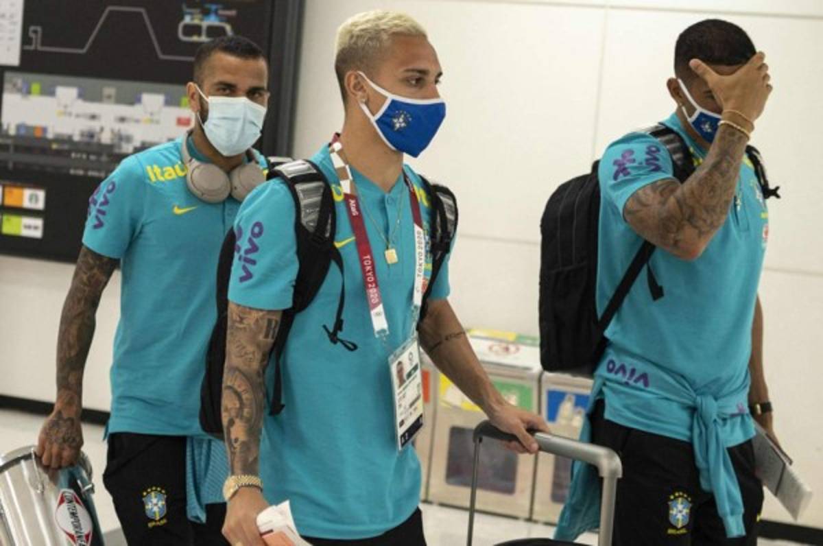 Está en Tokio: Dani Alves se compara con Benjamin Button antes de los Juegos Olímpicos