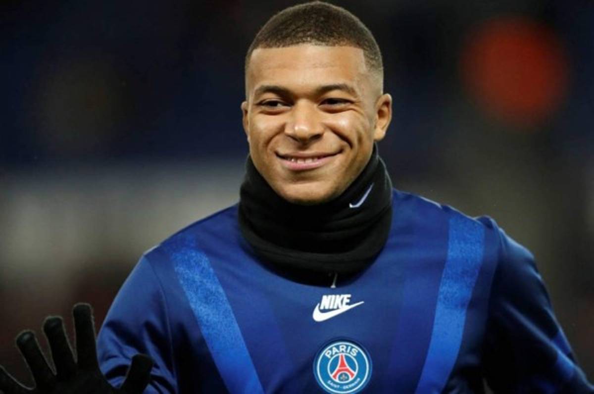 Mbappé dejaría el PSG y desvelan su posible destino: ''Le encanta, estoy seguro de que va a jugar allí''