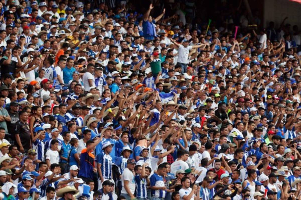 ALERTA: ¡Honduras podría jugar a puertas cerradas ante Costa Rica!