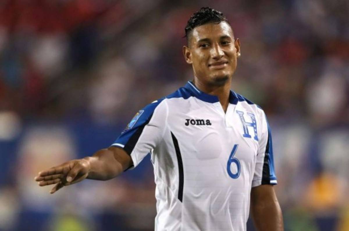 ¡OFICIAL! Fabián Coito manda nueve cambios en la alineación de Honduras ante El Salvador