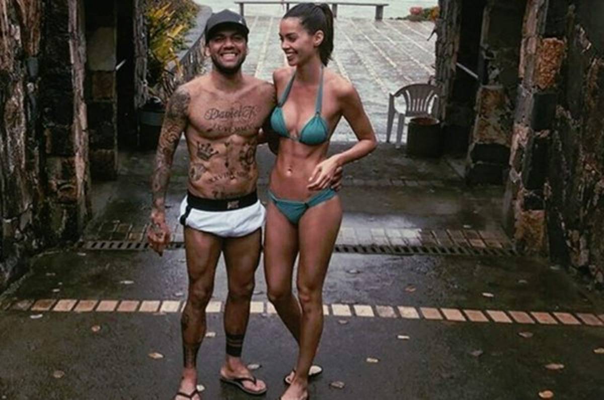 La petición de Dani Alves a su novia a las 7 de la mañana