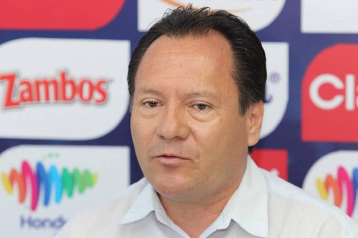 Pedro Rebollar avala decisión de Héctor Rodríguez en expulsión de Jonathan Paz