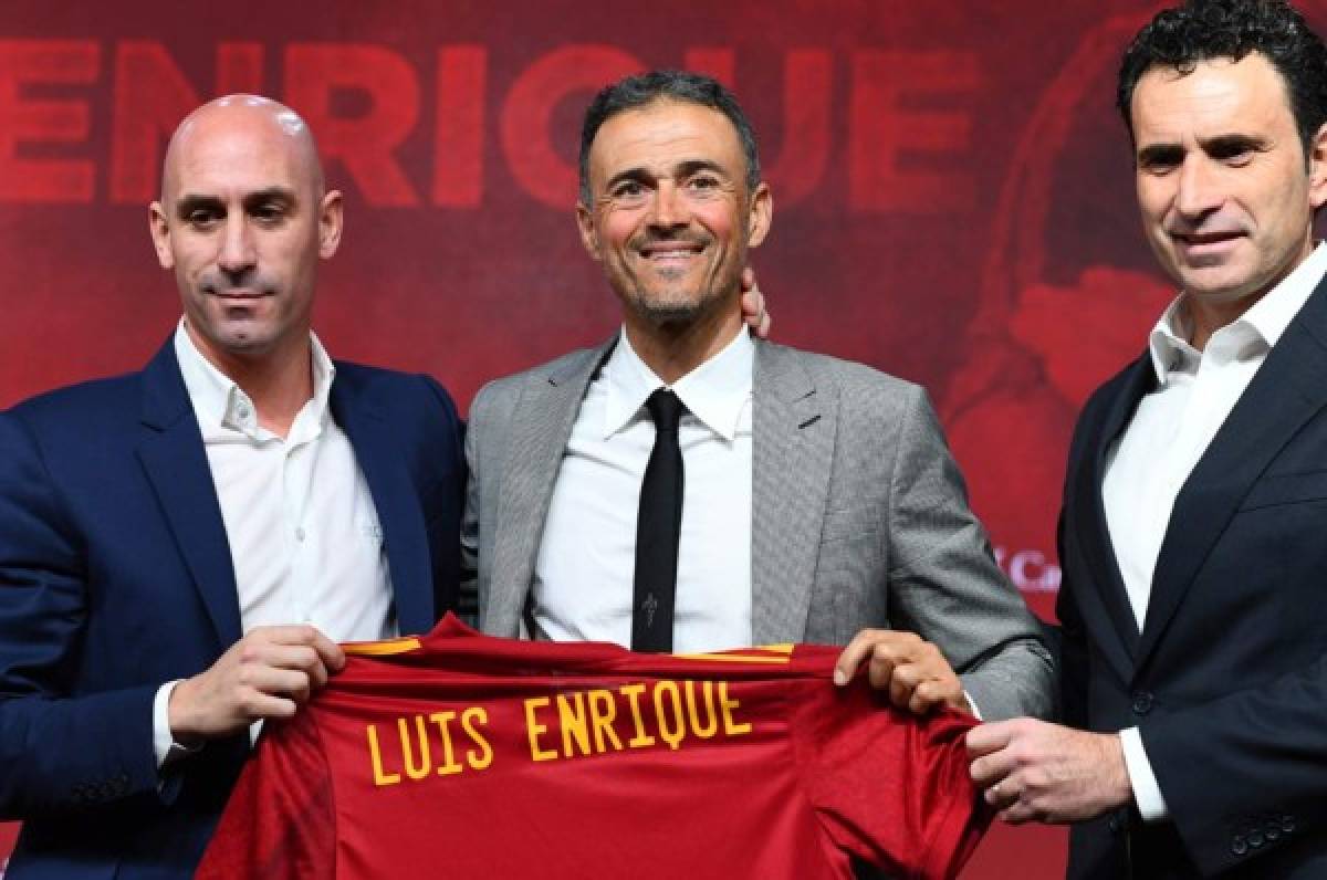 Polémica presentación de Luis Enrique con la selección de España: 'Robert es desleal'