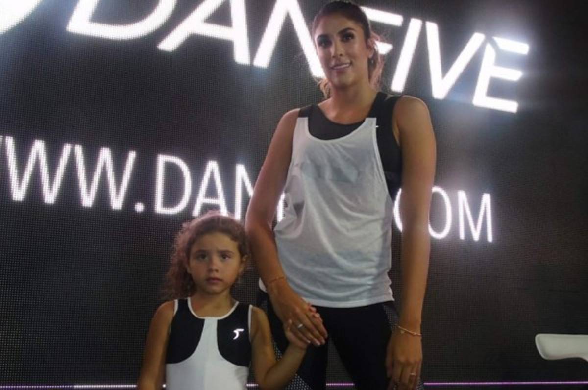 Daniela Ospina comparte una oferta de trabajo a la que puedas aspirar