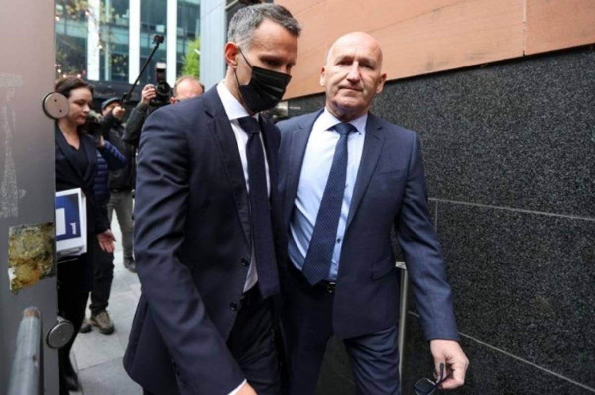 Ryan Giggs, exfutbolista del Manchester United, niega haber agredido a dos mujeres