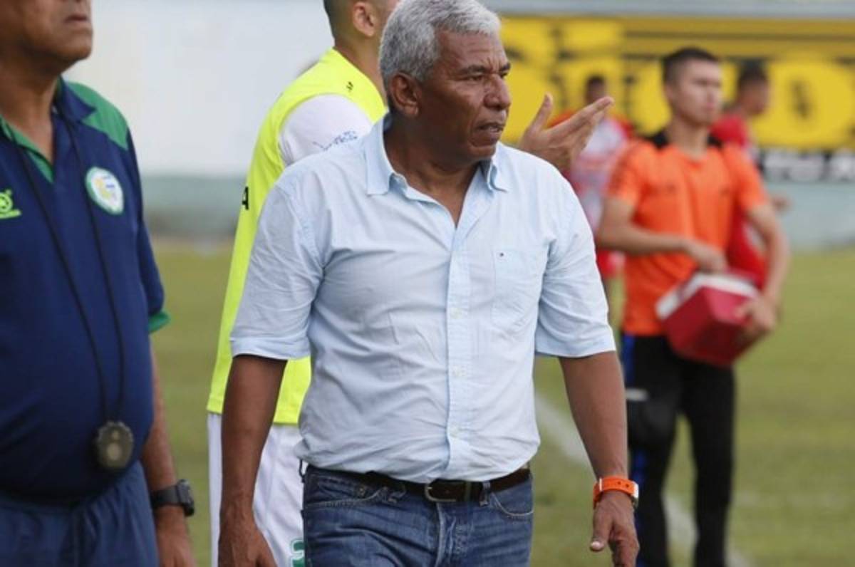 OFICIAL: Héctor Castellon es el nuevo entrenador de la Real Sociedad para el resto del Clausura 2021