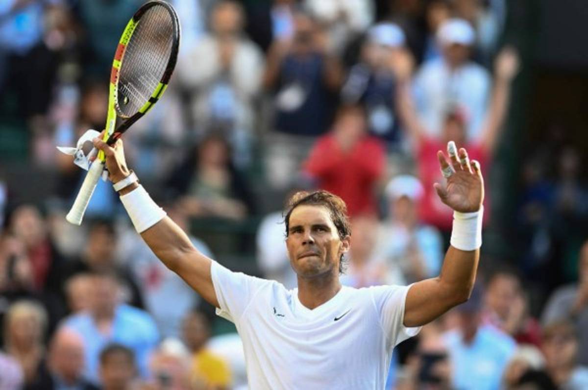 Rafael Nadal supera sin problemas la primera ronda de Wimbledon