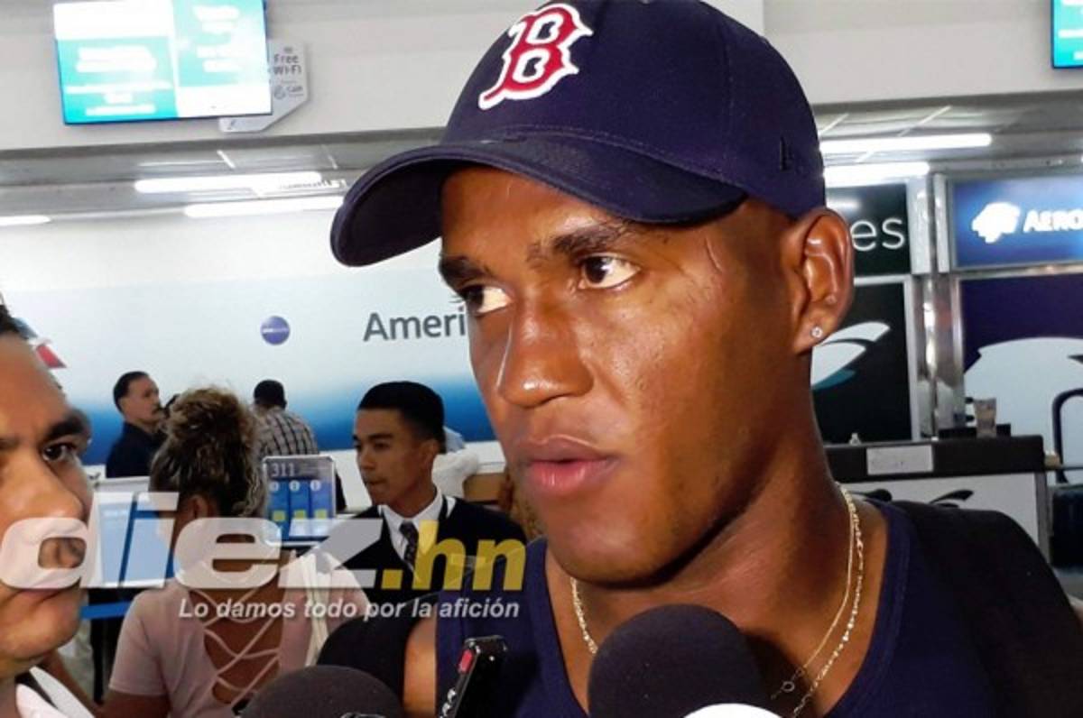 Brayan Beckeles pide a Roger Espinoza y Jerry Bengtson para cierre de Hexagonal