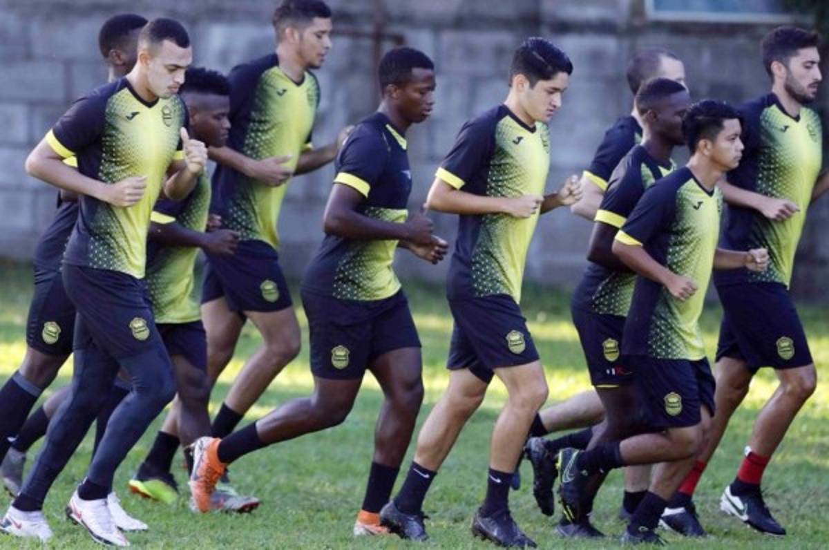 Por Covid-19, Real España pierde a uno de sus futbolistas para el clásico ante Olimpia en el Morazán