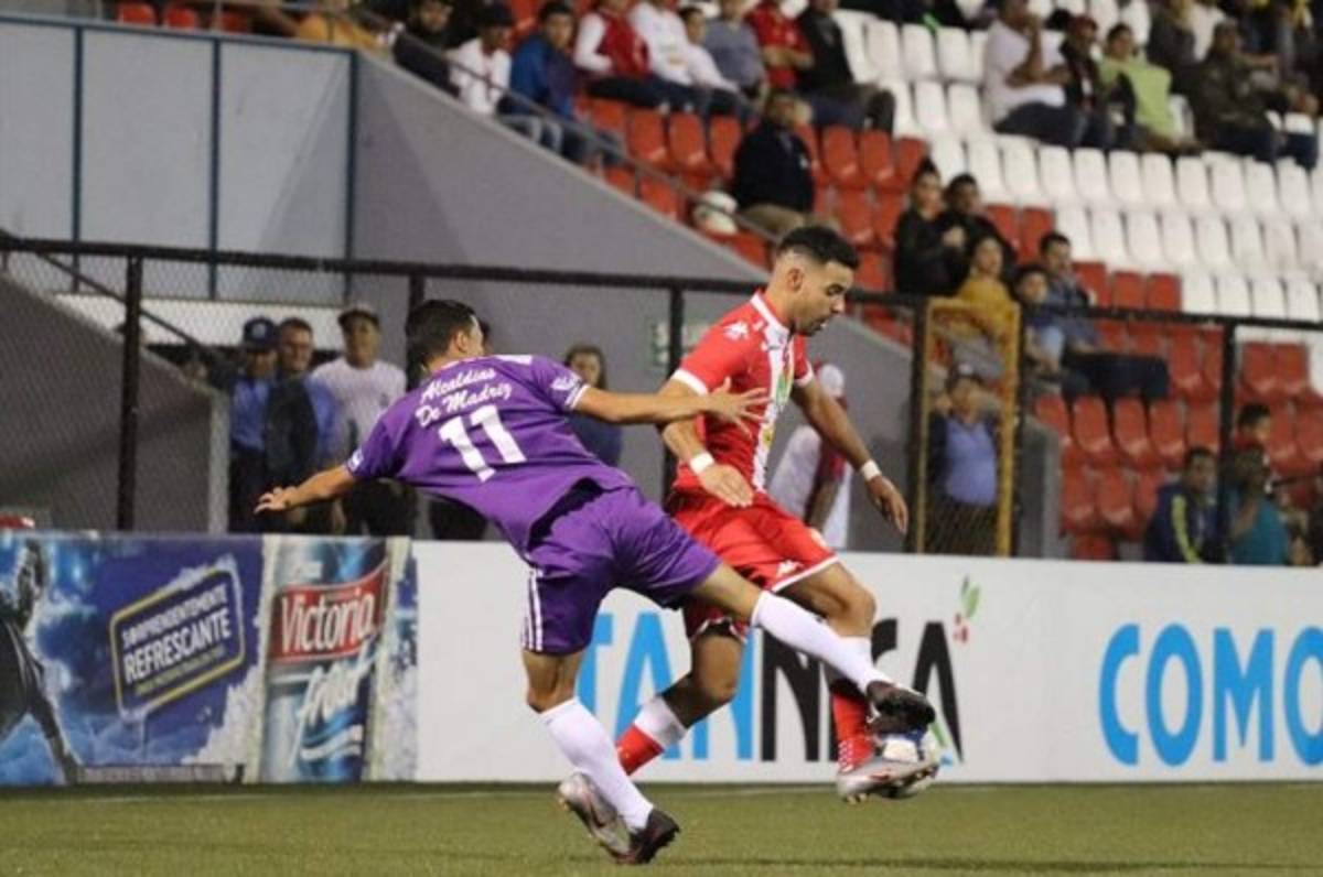 ¡El único partido de fútbol que se disputará hoy en todo el mundo!
