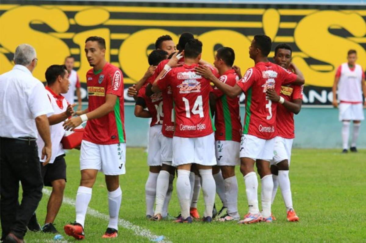 Marathón inicia la era Keosseián derrotando al Juticalpa en el Juan Ramón Brevé