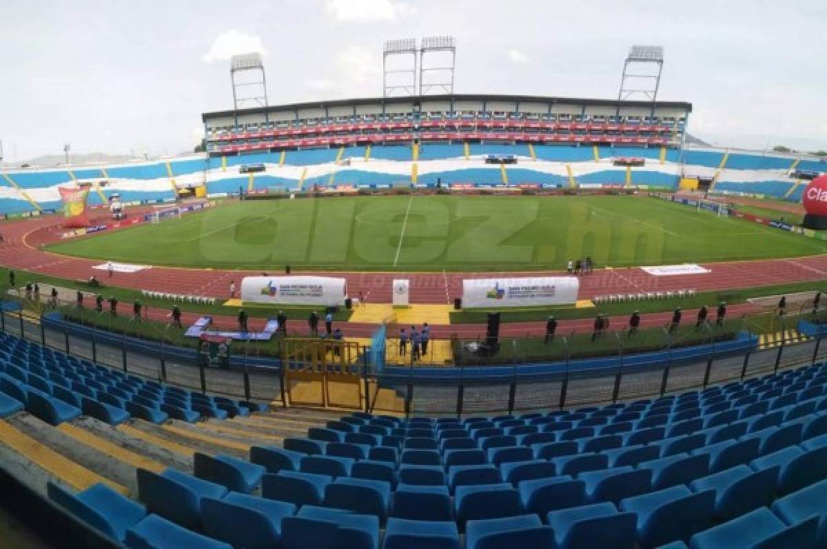 Con la familia Arriaga presente: así es el ambiente previo al Honduras-Jamaica en el estadio Olímpico