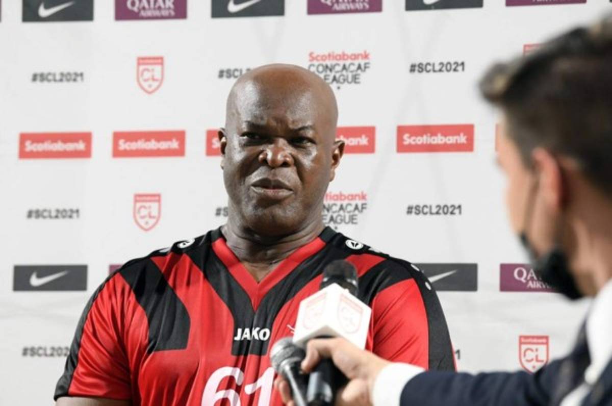 Ronnie Brunswijk se pronuncia y manda mensaje luego de la polémica del Inter-Olimpia por Liga Concacaf