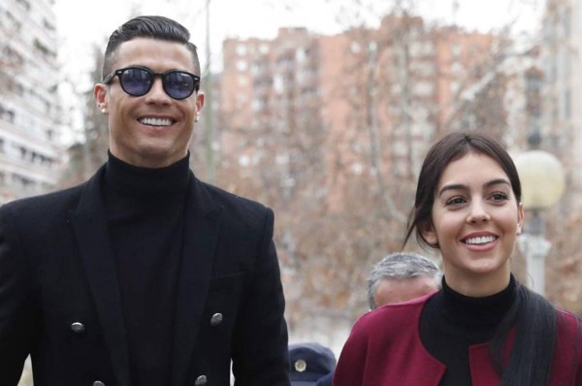 Hubo boda: Cristiano Ronaldo se habría casado en secreto con Georgina Rodríguez