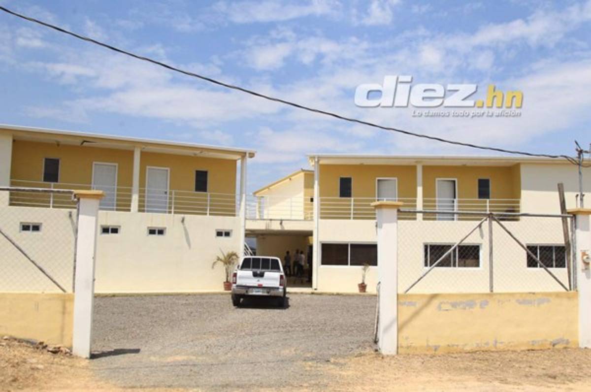 EN FOTOS: Abandonado y como potrero, así está Proyecto Gol El Tizatillo