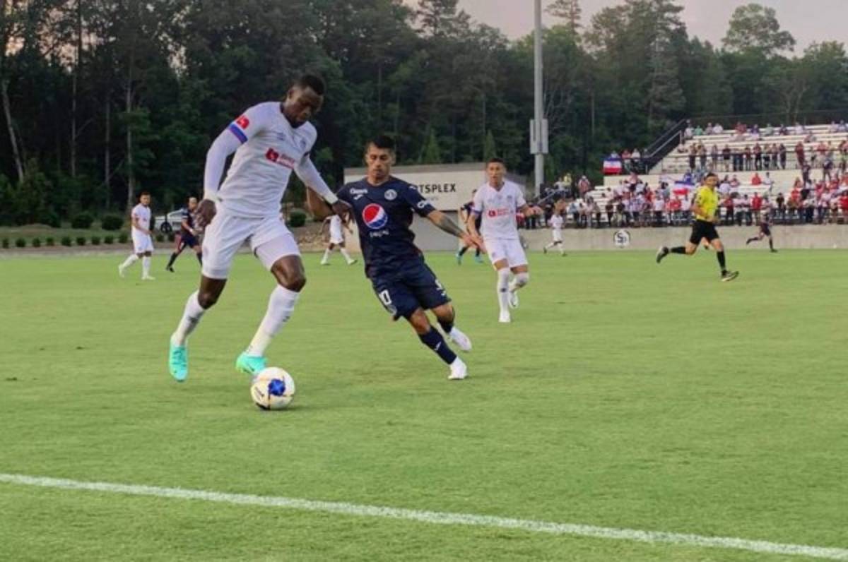 Motagua y Olimpia igualan sin goles en intenso amistoso en Charlotte; la revancha será el domingo