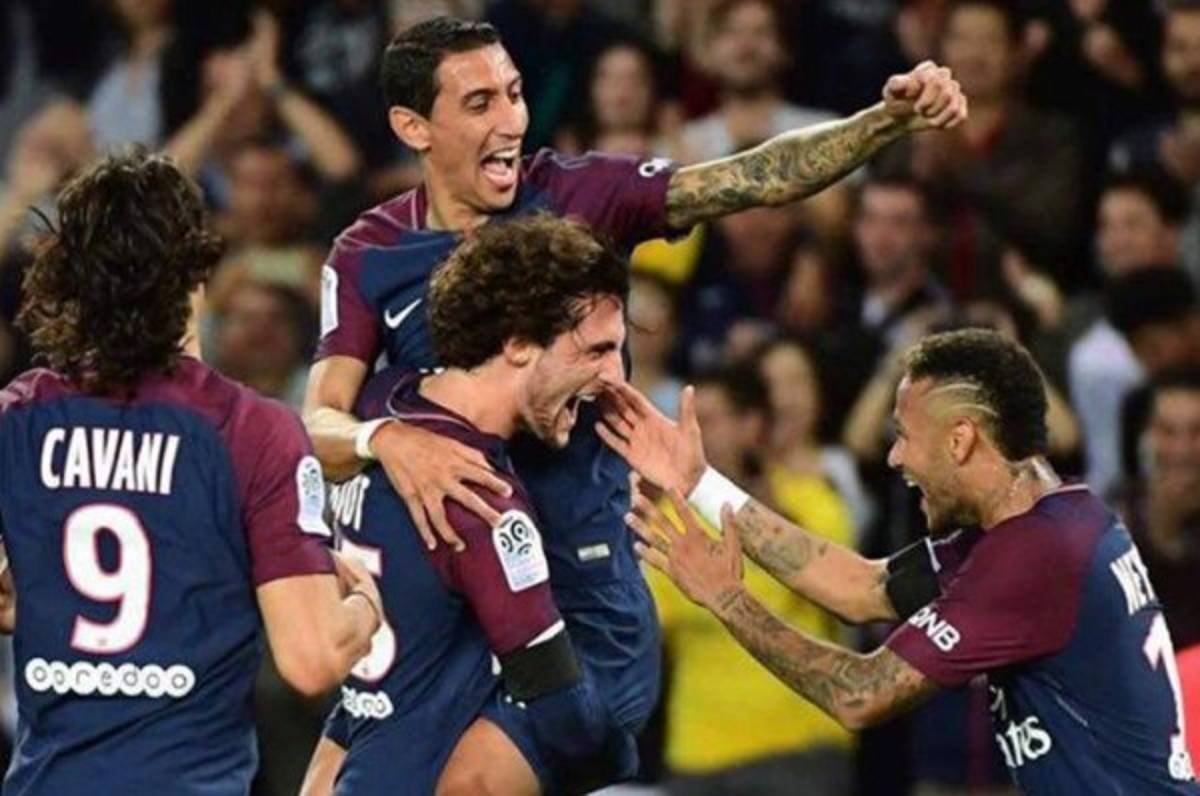 Un total de cinco futbolistas saldrían del PSG en enero de 2018