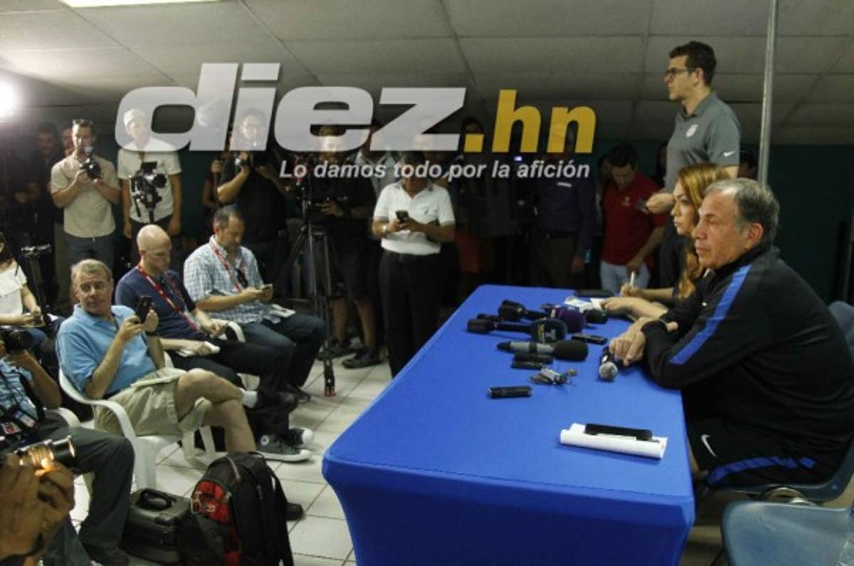 ¿Sufrió Tim Howard? Estados Unidos sintió el inclemente calor de San Pedro Sula