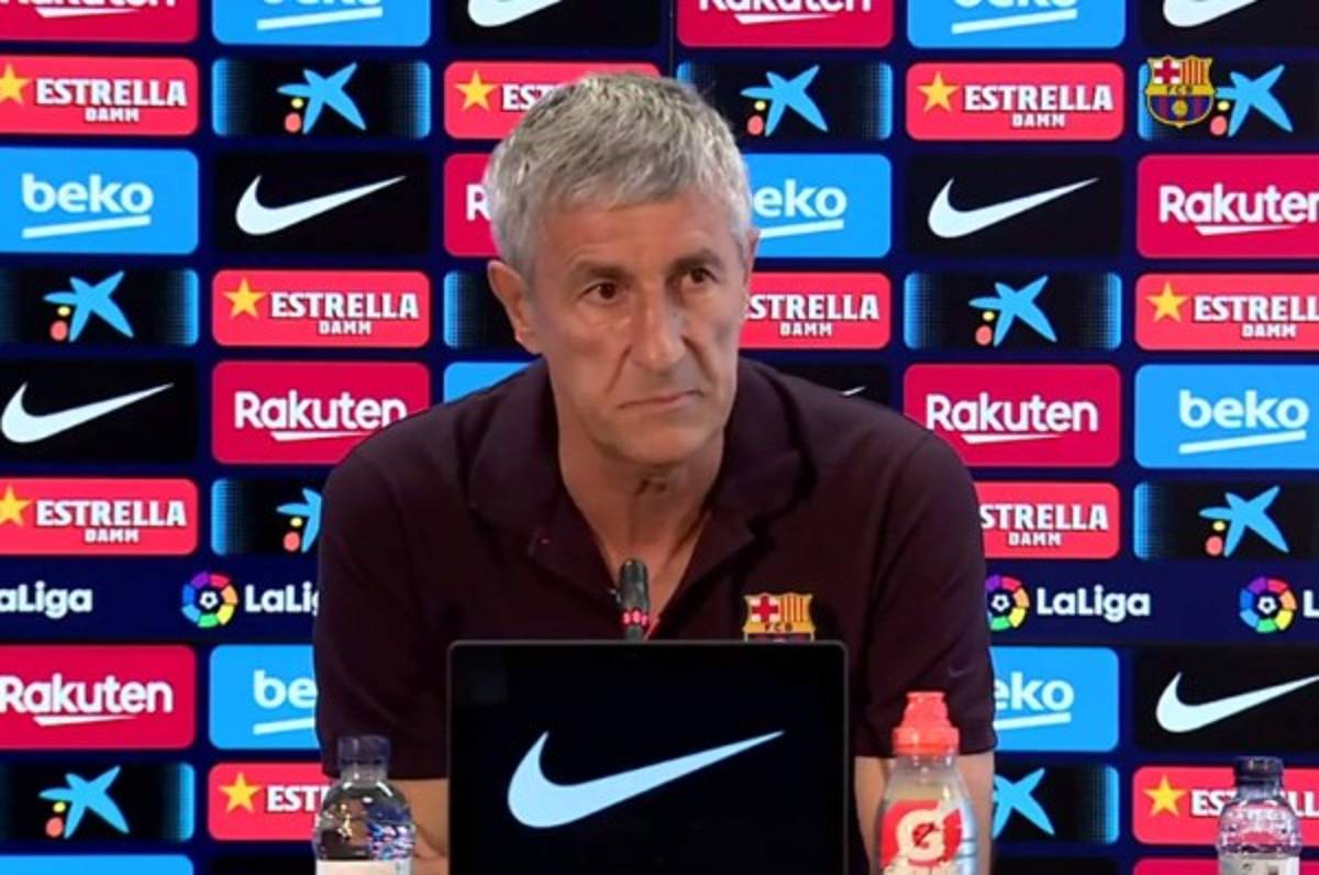 Quique Setién considera que en el Barça 'están contentos' con su trabajo