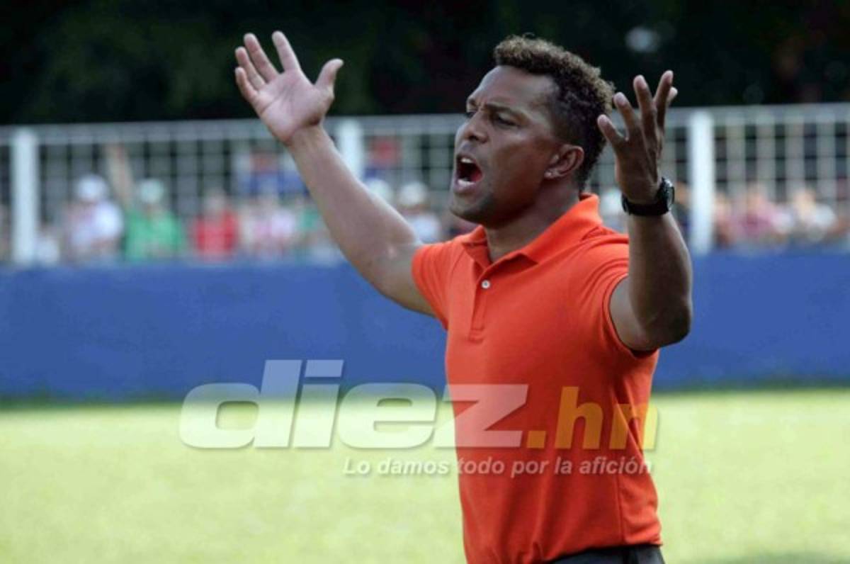 Carlos Pavón: 'Estamos aplazados; la prioridad es salvar la categoría'