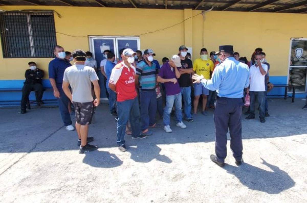 Personas detenidas y carros decomisados en San Pedro Sula por irrespetar toque de queda