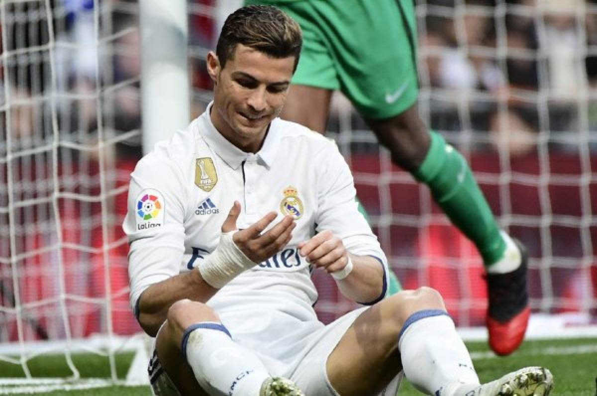 Cristiano Ronaldo y su frustración en el partido ante Málaga.