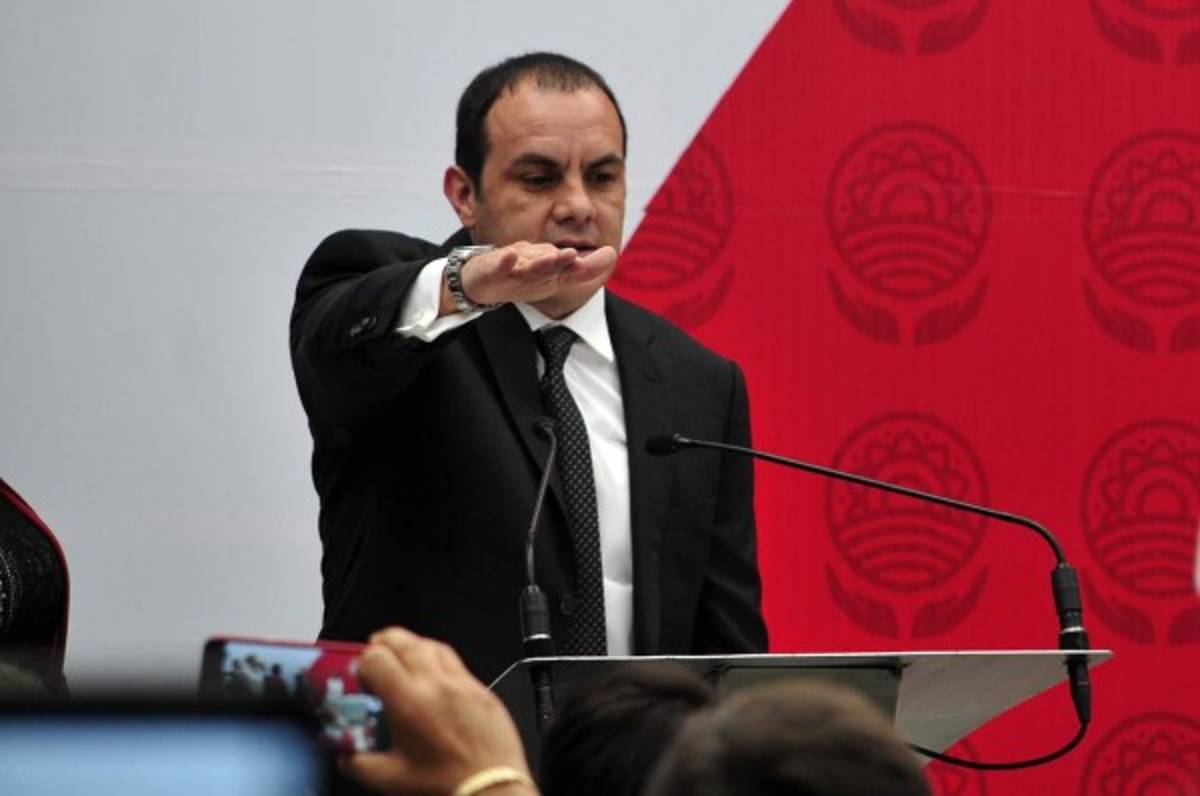 TOP: Grandes estrellas que el fútbol sacó de la pobreza