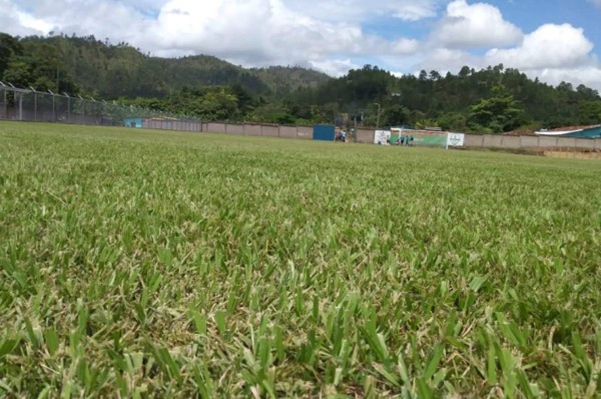 ¡Es una belleza! Conoce el nuevo estadio Municipal de Salamá, Olancho