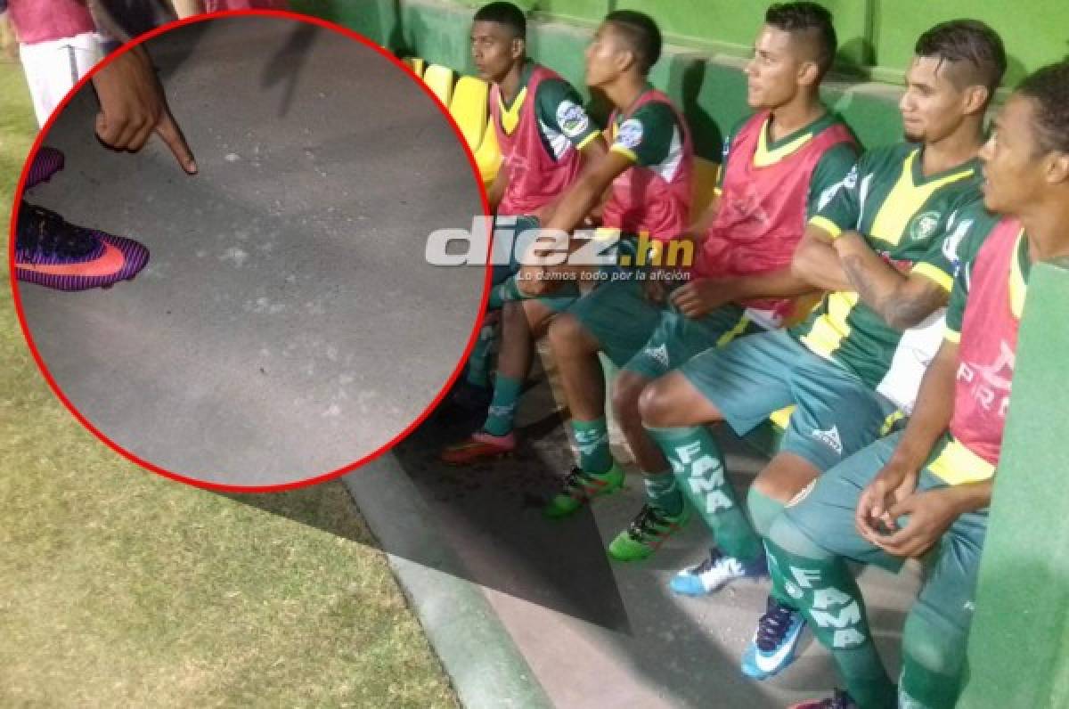 ¡INCREÍBLE! Jugadores del Juticalpa acusan a Motagua de lanzar sal en su banquillo