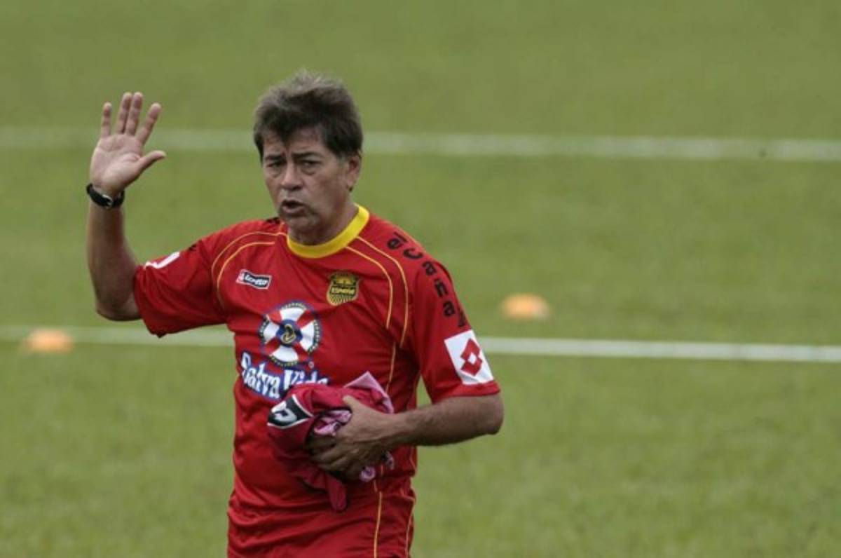 ¿Dónde están los extécnicos extranjeros que vinieron a Honduras? Uno dirigirá al Monterrey de México