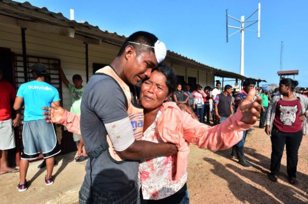 Desgarradoras imágenes en La Mosquitia por la muerte de pescadores en naufragio