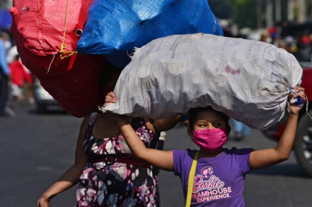 Ciudadanos de Tegucigalpa se aglomeran pese a amenaza de coronavirus