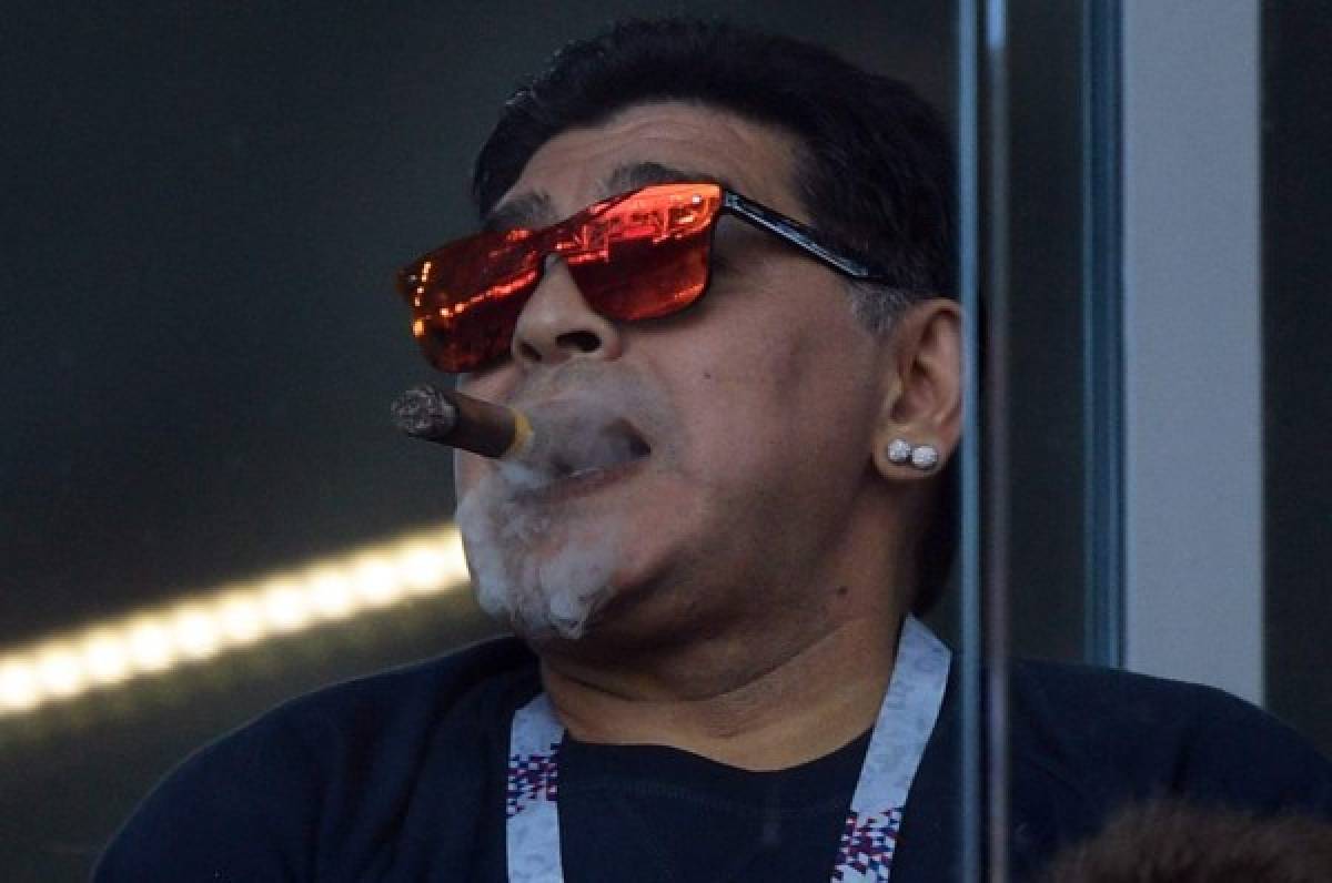 Diego Maradona se disculpa con la FIFA tras el Argentina-Islandia en Moscú