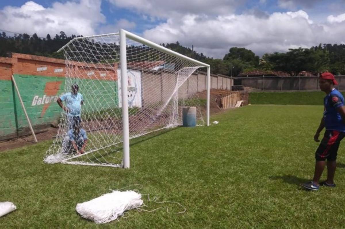¡Es una belleza! Conoce el nuevo estadio Municipal de Salamá, Olancho
