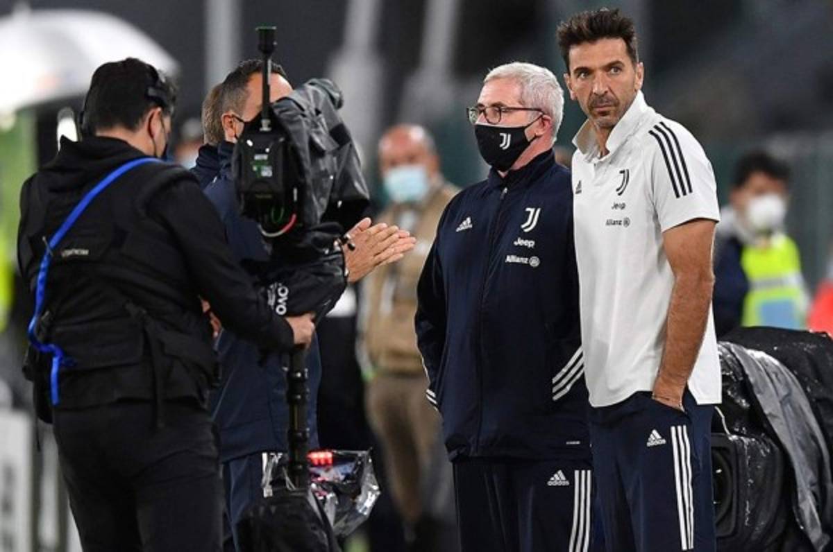 El Nápoles pierde por 3-0 su partido con la Juventus tras no presentarse