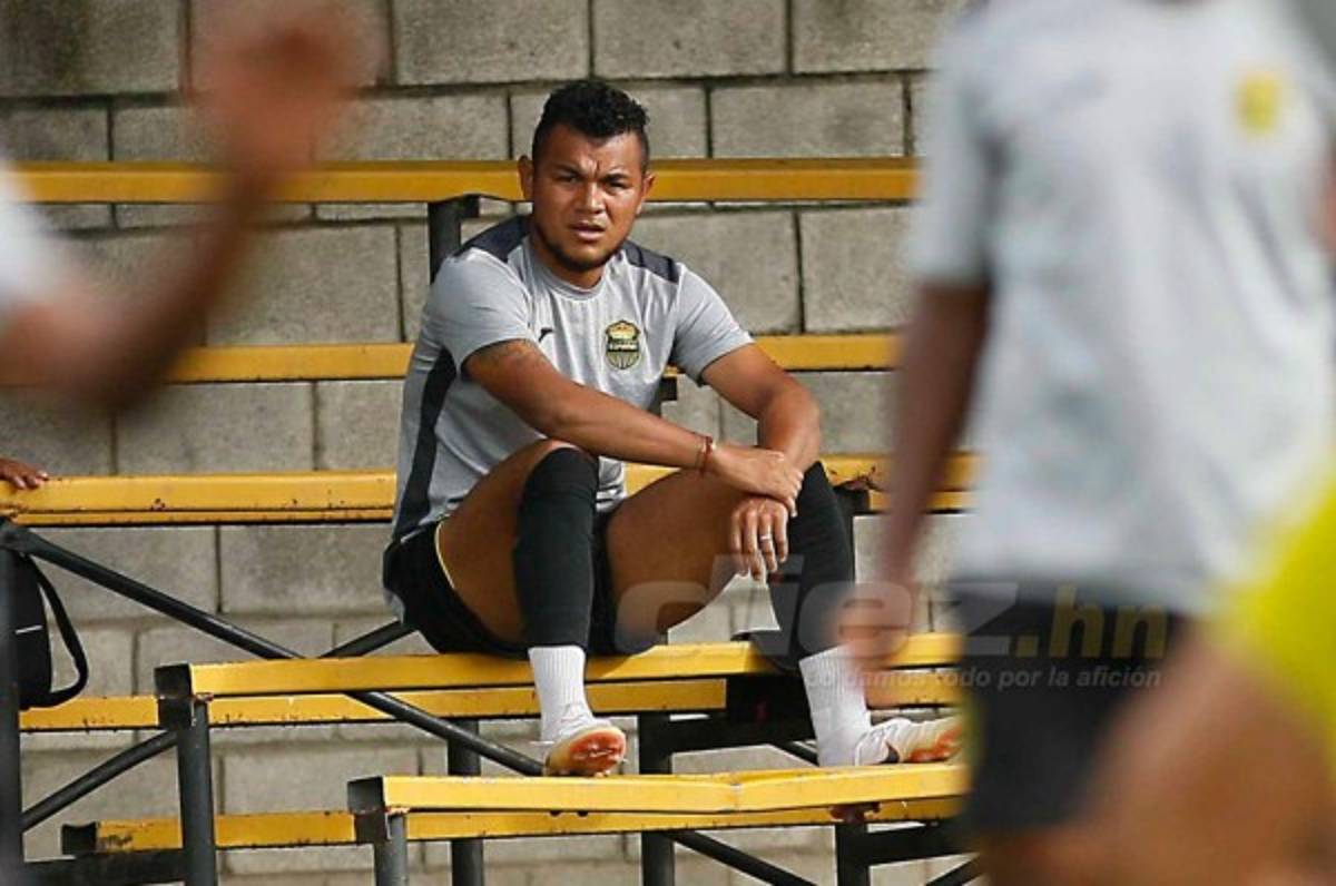 Mario Martínez volverá a ser baja para el Real España, esta vez ante Vida