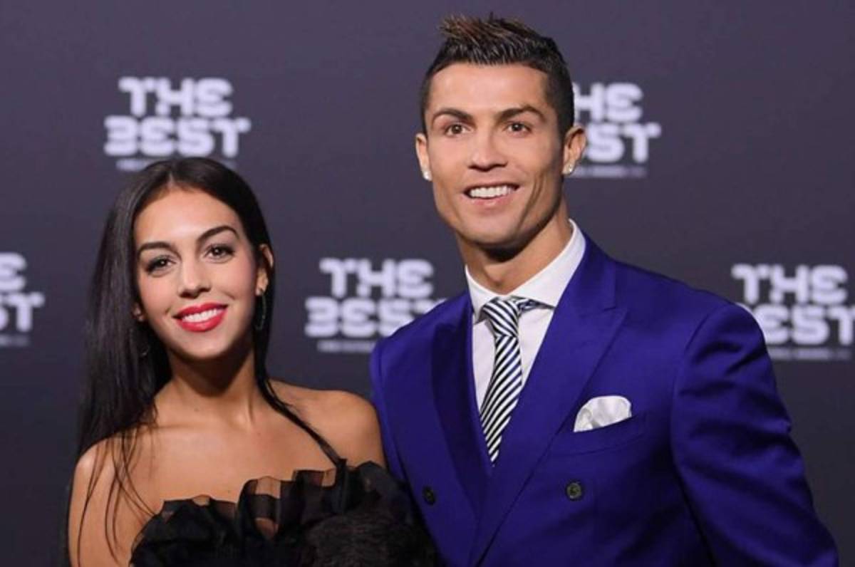 Cristiano y Georgina Rodríguez varados en la calle por una lesión
