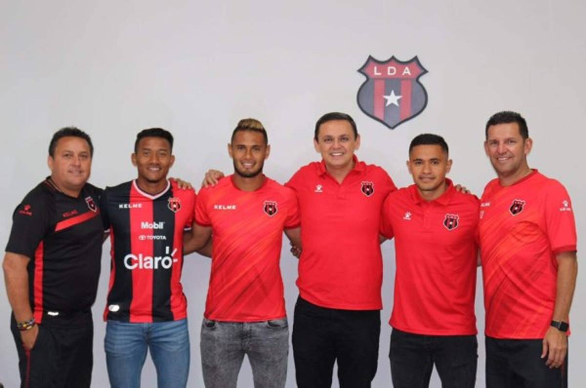 Alajuelense confirma renovación de contrato de Roger Rojas, Alex López y Luis Garrido