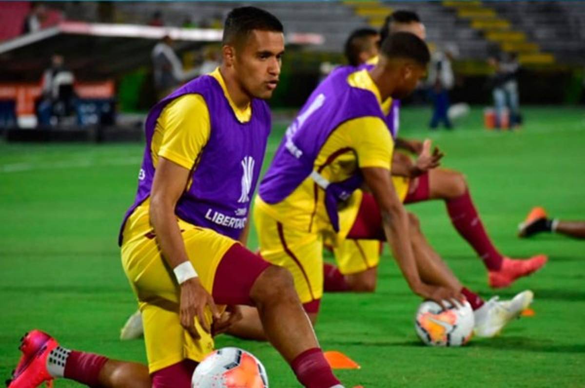 Deportes Tolima, equipo de Roger Rojas, anuncia suspensión de entrenamientos por coronavirus