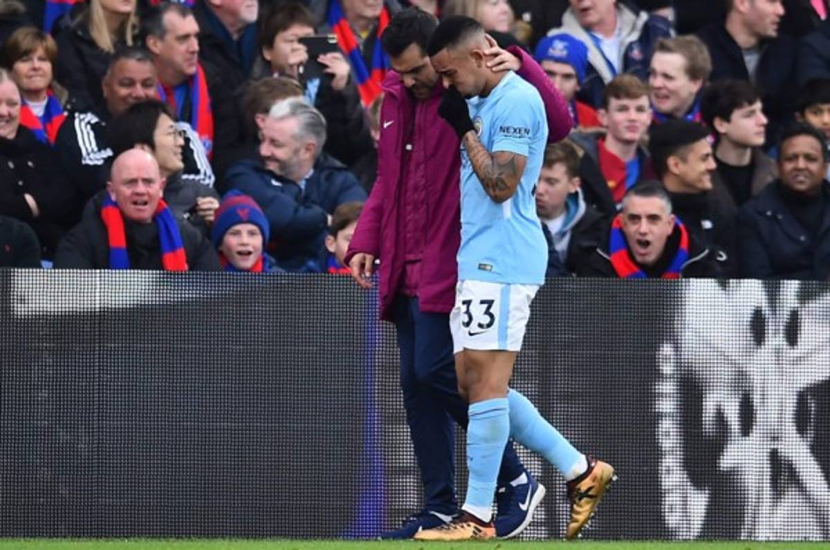 Gabriel Jesús podría estar tres meses fuera de las canchas