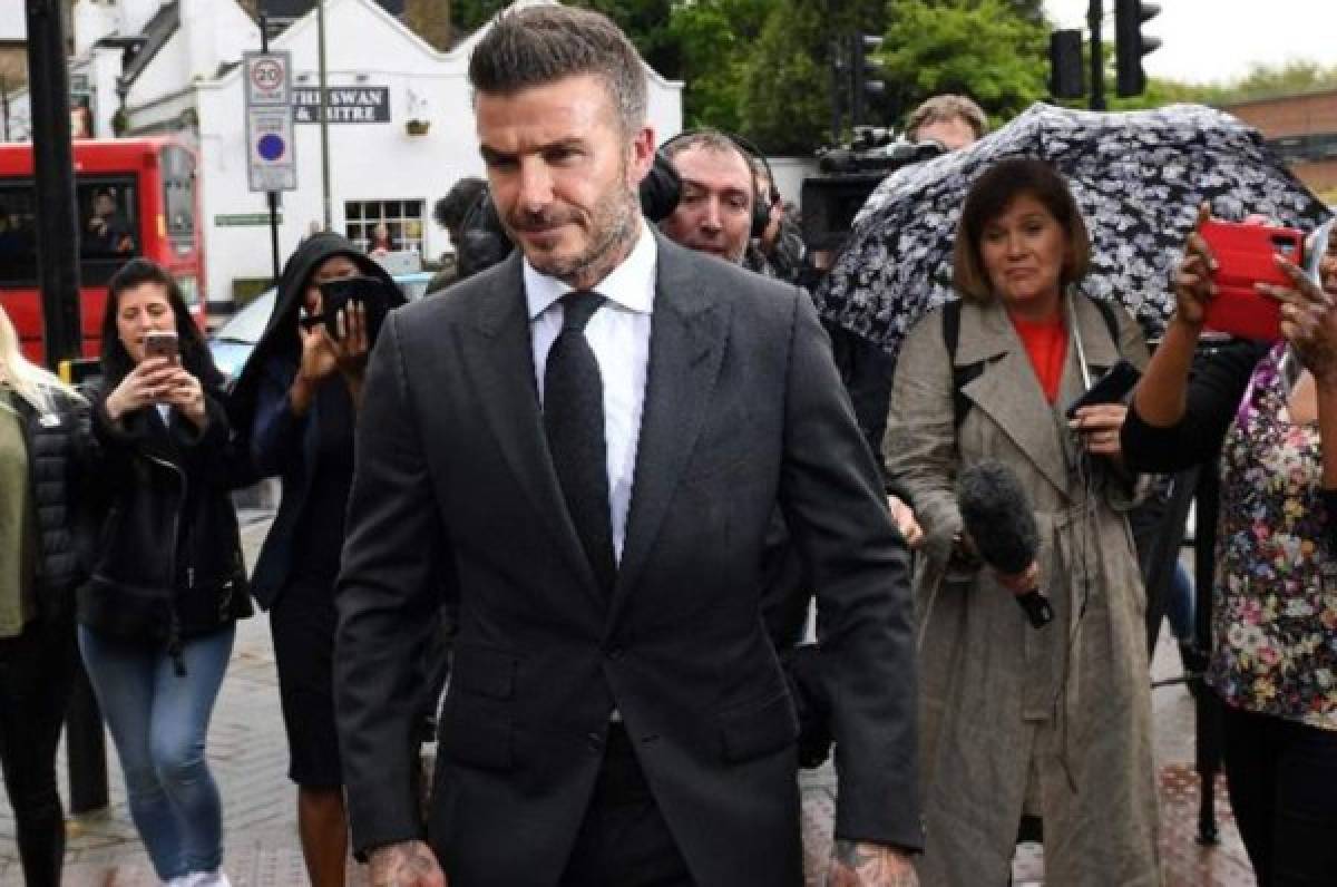 David Beckham no podrá conducir durante seis meses en Inglaterra