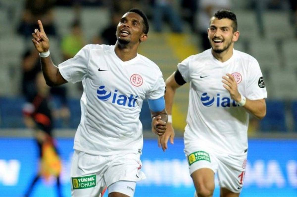 Samuel Eto'o mantiene su olfato goleador