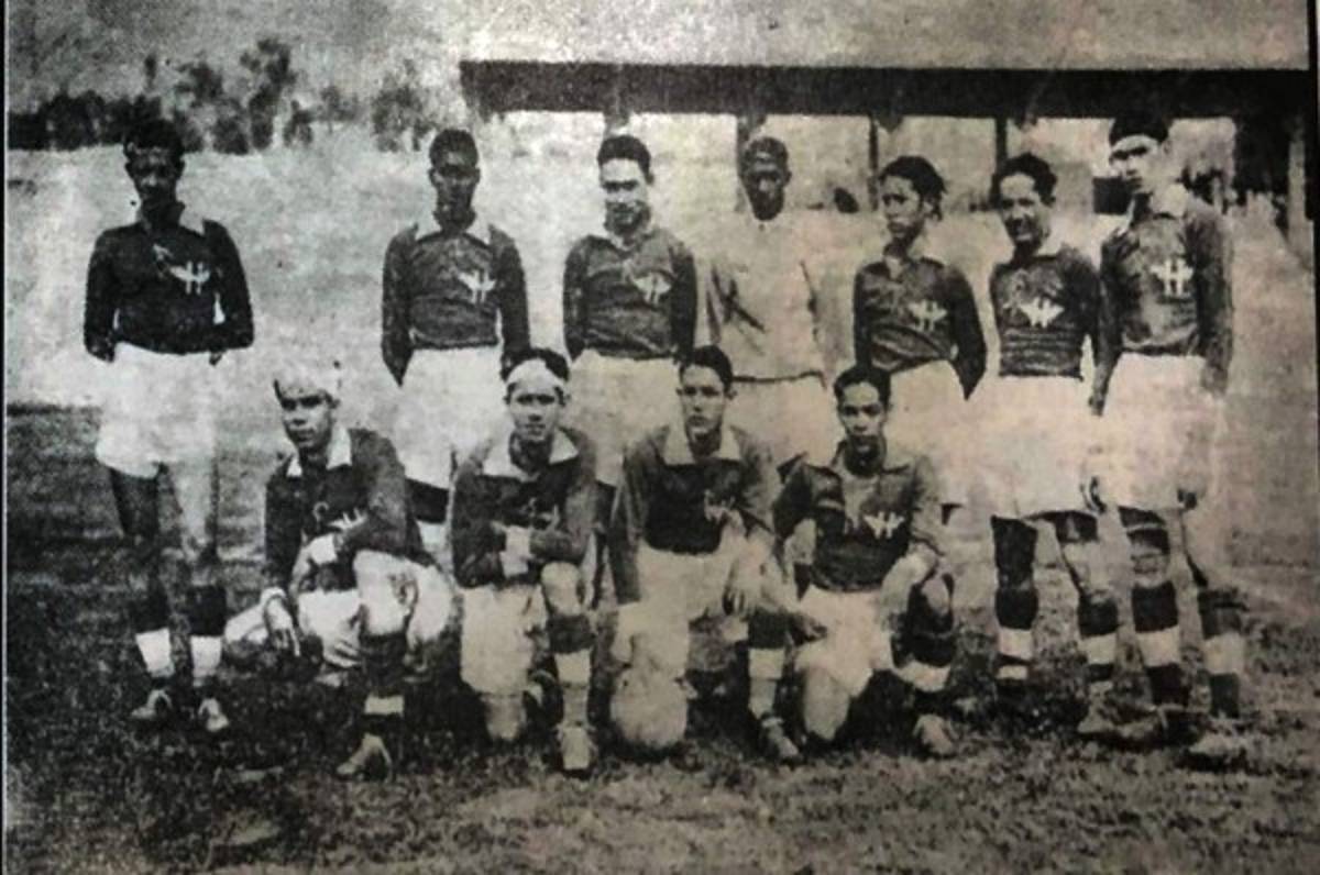 ¡Camisas de botones y tacos con tachuelas! Las selecciones de Honduras en la era amateur