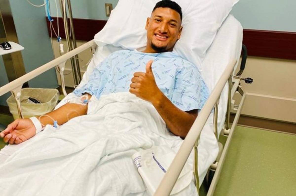 El jugador hondureño Bryan Acosta es operado en los Estados Unidos