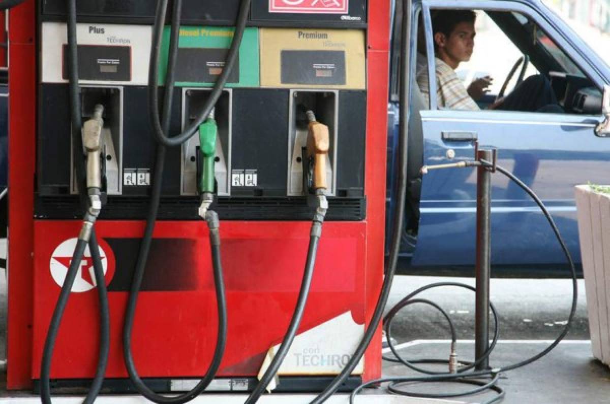 Más de seis lempiras por galón bajará gasolina en Honduras