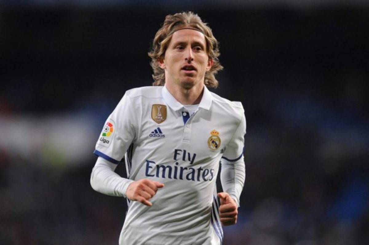 Modric: ''Espero tener que consolar a Rakitic al final del clásico''
