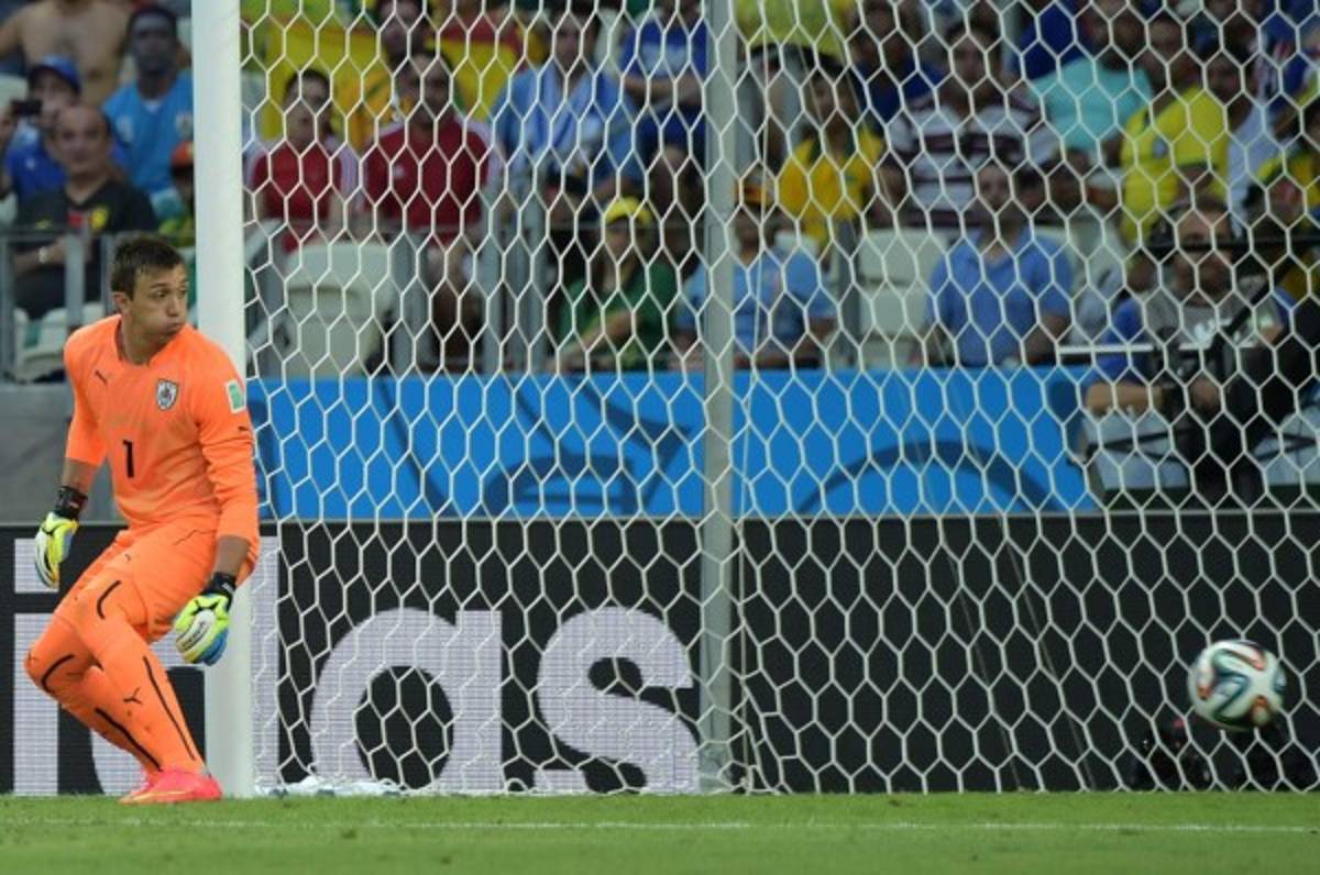 Los ticos celebran a lo grande su espectacular debut