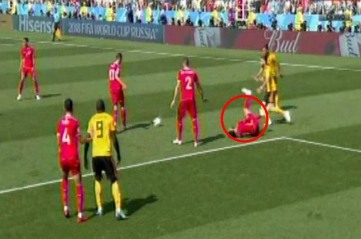 La lesión más escalofriante en lo que va de Rusia 2018 en el Bélgica-Túnez
