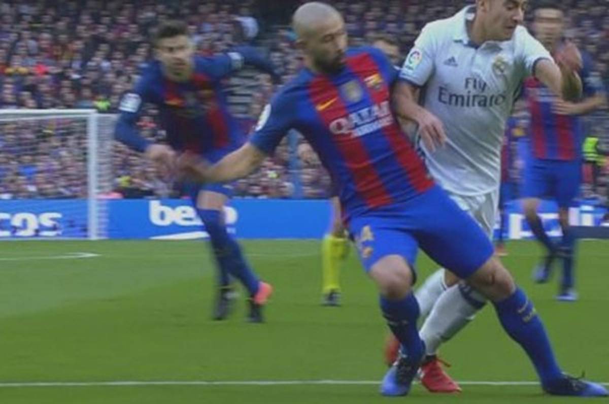 ¡Polémica! Así fue el penal reclamado por Real Madrid ante el Barcelona