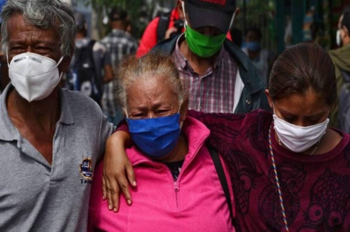 La pandemia está en un 'punto crítico' con contagios que aumentan exponencialmente